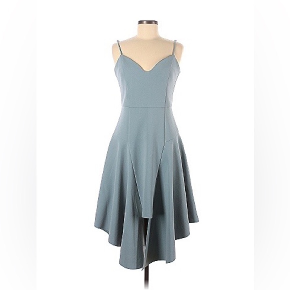 Elliatt Sage Green “Petal” Midi Dress - Size Medium